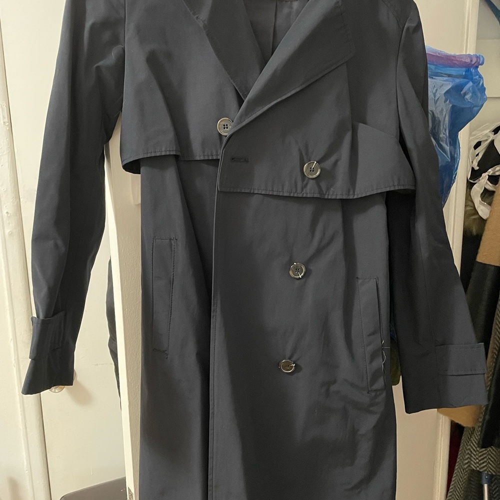 Trench coat, waterproof, no hood, good condition 8/10